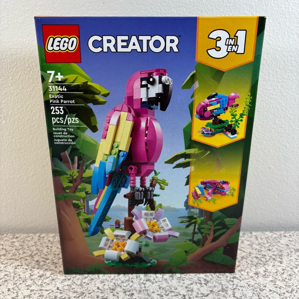 Lego Creator 3-in-1 Exotic Pink Parrot 31144 Brand New & Sealed